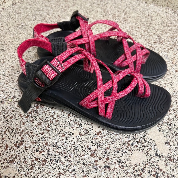 Like new Chaco Z/Volv X2 Sandals W6 - Picture 4 of 6